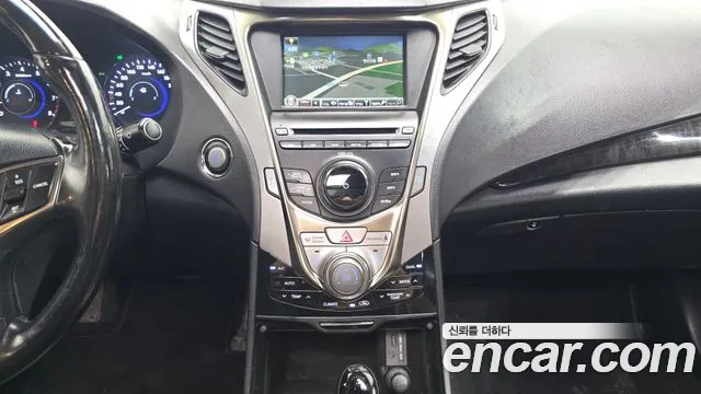 Hyundai Grandeur 2012 thumb 4