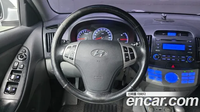 Hyundai Avante 2009 thumb 4