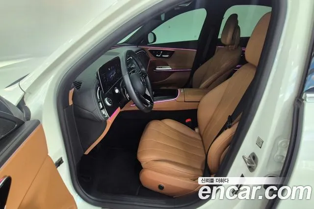 Mercedes-Benz E-Class 2024 thumb 10