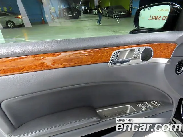 Volkswagen Phaeton 2013 thumb 5