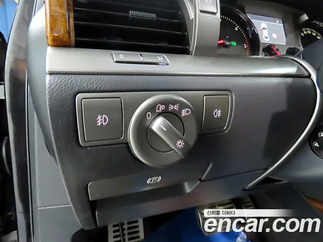 Volkswagen Phaeton 2013 thumb 7