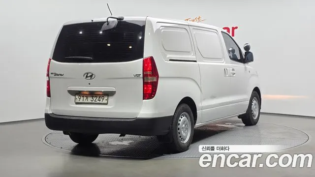 Hyundai Staria 2020 thumb 8
