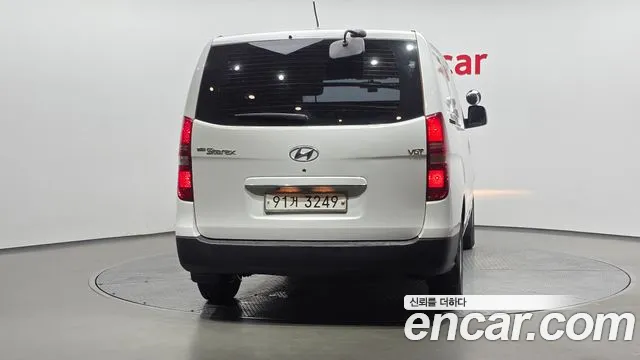 Hyundai Staria 2020 thumb 11