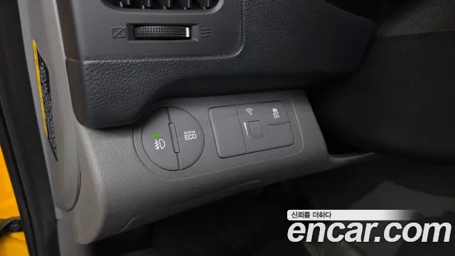 Hyundai Staria 2020 thumb 6