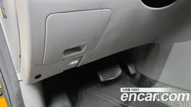 Hyundai Staria 2020 thumb 4