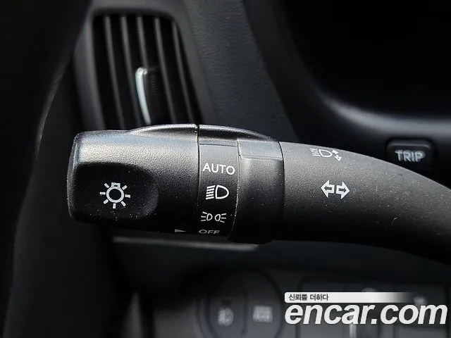 Hyundai Staria 2018 thumb 8