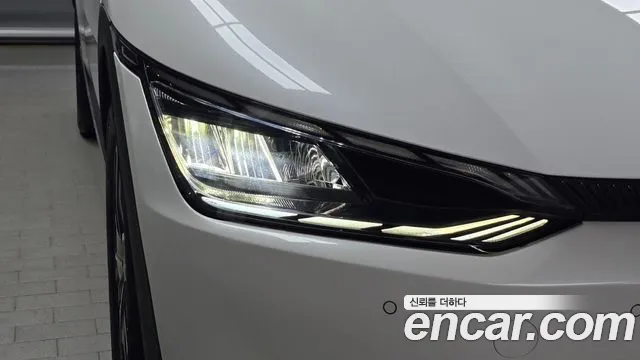 Kia EV6 2022 thumb 10