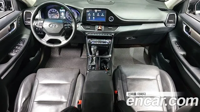 Hyundai Grandeur 2017 thumb 11
