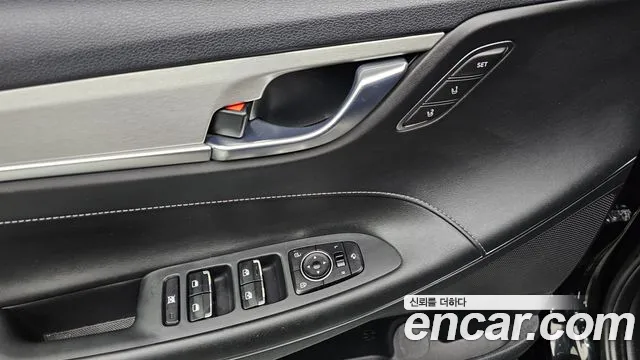 Hyundai Grandeur 2017 thumb 3