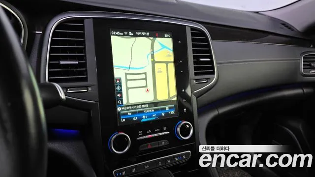 Renault SM6 2017 thumb 11