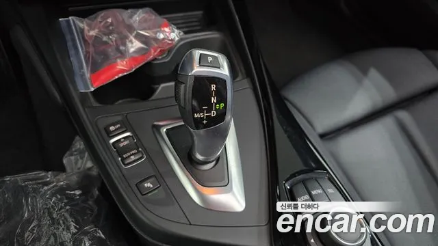 BMW 1 серии 2016 thumb 10
