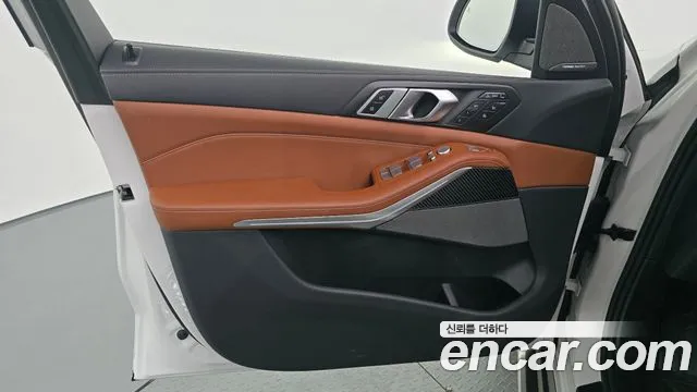BMW X7 2024 thumb 9