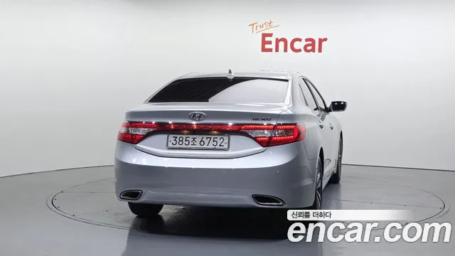 Hyundai Grandeur 2012 thumb 7