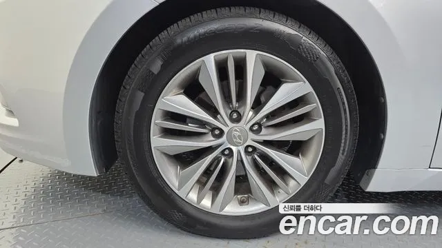 Hyundai Grandeur 2012 thumb 2