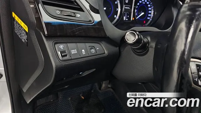 Hyundai Grandeur 2014 thumb 5