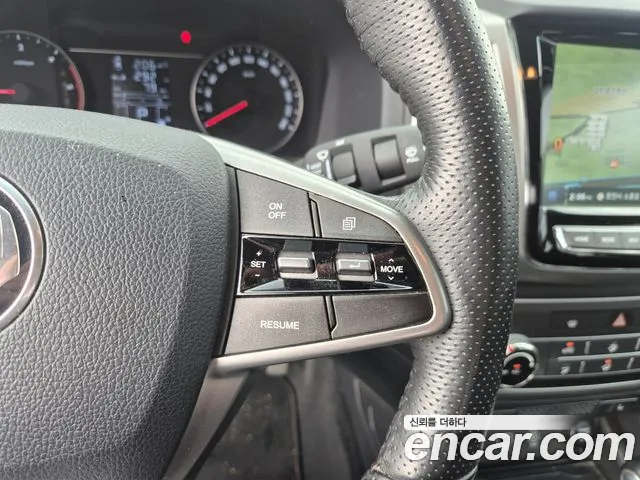 KGM Rexton 2019 thumb 10