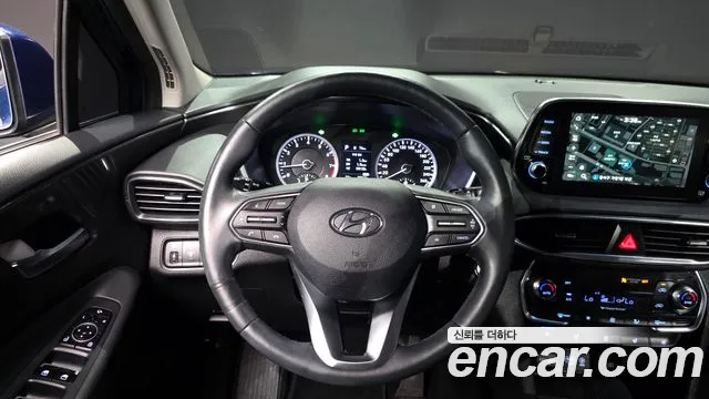 Hyundai Santa Fe 2018 thumb 7