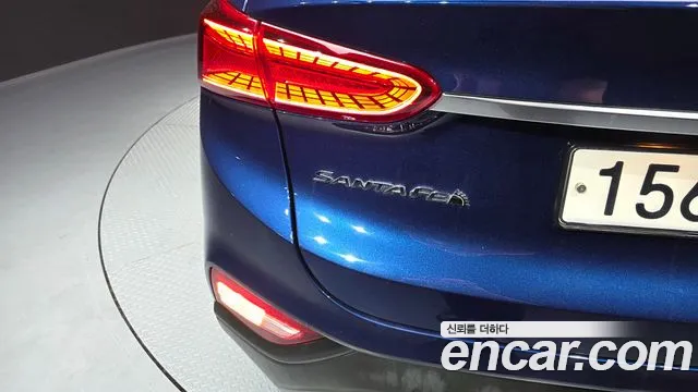 Hyundai Santa Fe 2018 thumb 11