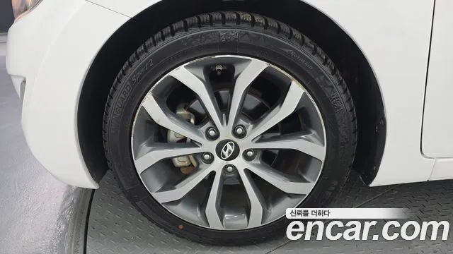Hyundai Avante 2012 thumb 7