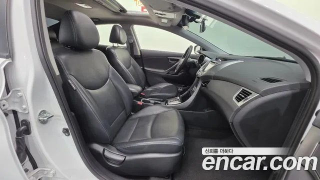 Hyundai Avante 2012 thumb 9
