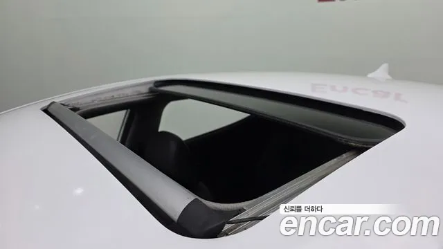 Hyundai Avante 2012 thumb 4