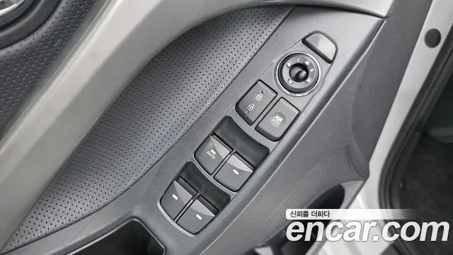 Hyundai Avante 2012 thumb 5