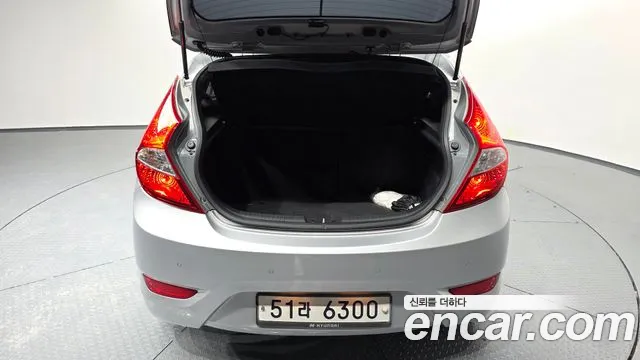 Hyundai Accent 2014 thumb 8