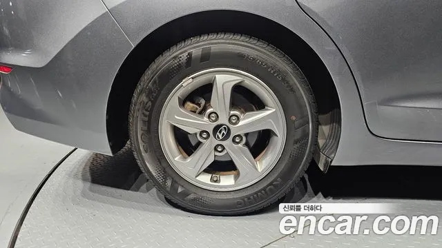 Hyundai Avante 2016 thumb 9