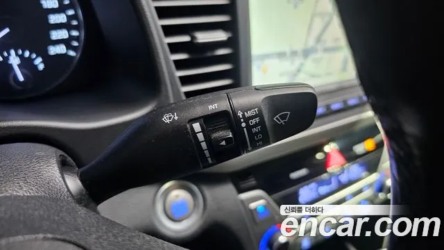 Hyundai Avante 2016 thumb 5