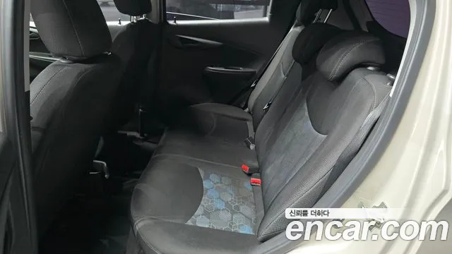Chevrolet Spark 2017 thumb 4