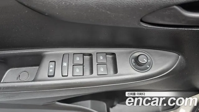 Chevrolet Spark 2017 thumb 8