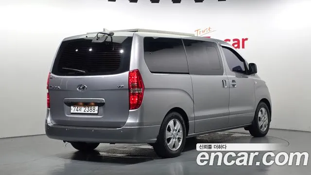 Hyundai Staria 2018 thumb 5