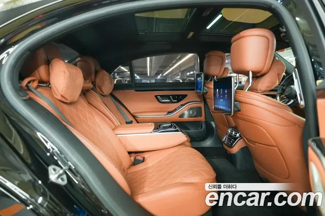 Mercedes-Benz S-Class 2021 thumb 4