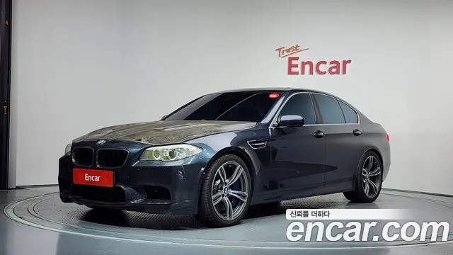 BMW M5 2012 thumb 5