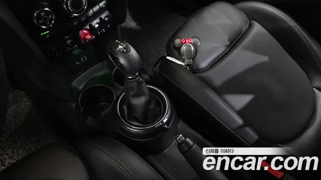 Mini Cooper 2017 thumb 7
