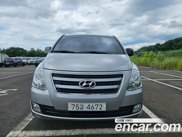 Hyundai Staria 2016 thumb 8