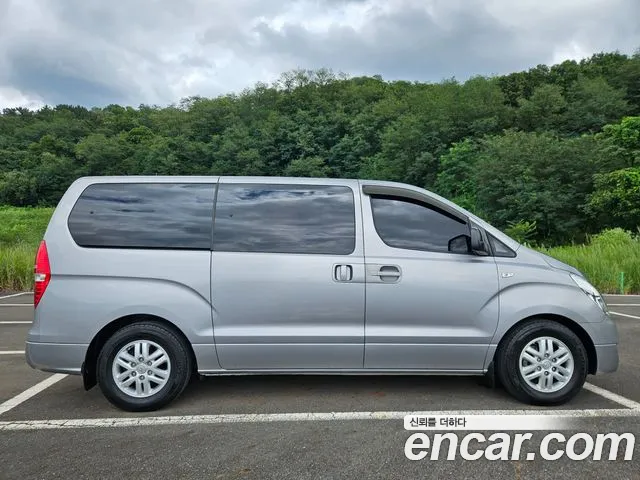 Hyundai Staria 2016 thumb 4