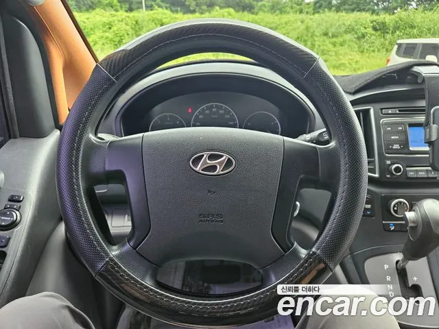 Hyundai Staria 2016 thumb 3