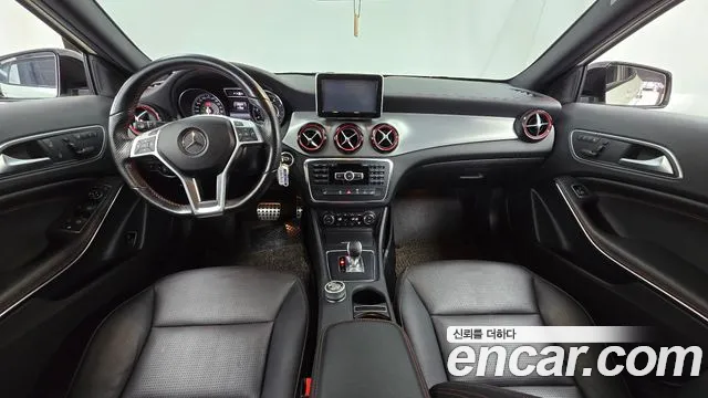 Mercedes-Benz A-Класс 2015 thumb 8