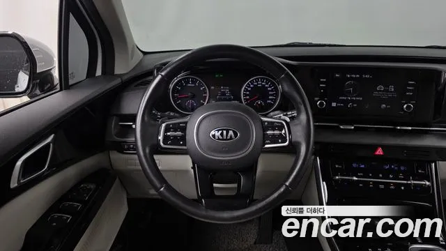 Kia Carnival 2020 thumb 2