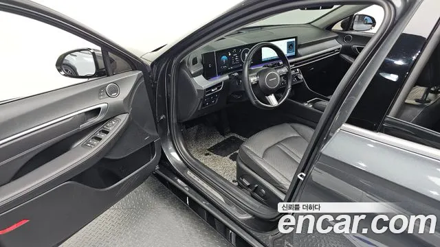 Hyundai Sonata 2023 thumb 3