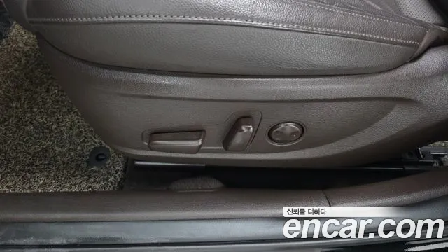 Kia Hybrid 2019 thumb 11