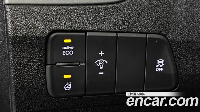Hyundai Elantra 2015 thumb 10