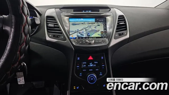Hyundai Elantra 2015 thumb 9