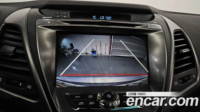 Hyundai Elantra 2015 thumb 3