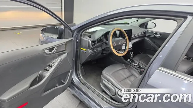 Hyundai Ioniq 2019 thumb 9