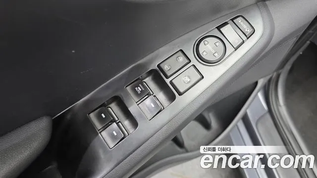 Hyundai Ioniq 2019 thumb 6