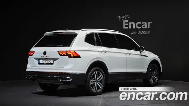 Volkswagen Tiguan Allspace 2024 thumb 8