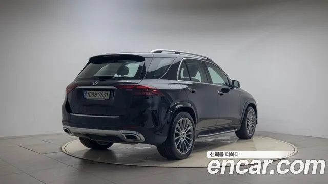 Mercedes-Benz E-Класс 2024 thumb 9