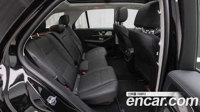 Mercedes-Benz E-Класс 2024 thumb 11